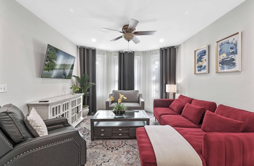 Roslindale House | 3 bed 2 bath Boston Condo