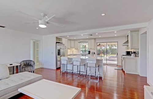 Lake Clarke Shores House | 3-BED / 2-BATH / HEATED POOL HOME IN WEST PALM BEACH