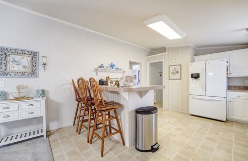 Centre House | 3 bed/2 bath home +office w/futon with community boat ramp & dock to Weiss Lake