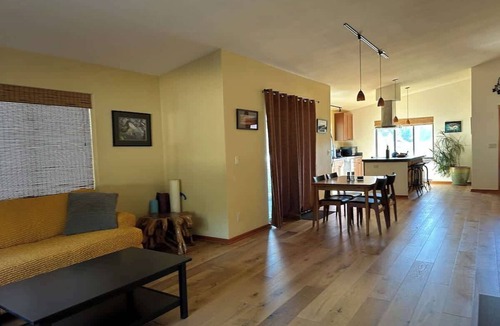White Salmon House | 3 Bed/2 Bath Home In Paradise!