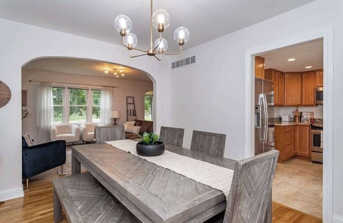 Ames House | 3 bed/2 bath-Walk to Jack Trice Stadium