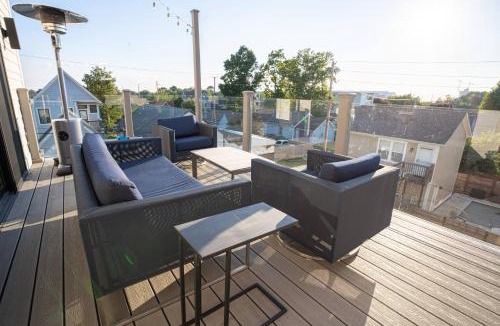 Fountain Square House | 3 bed 3 bath Modern Luxury Home with Hot Tub and Rooftop Patio