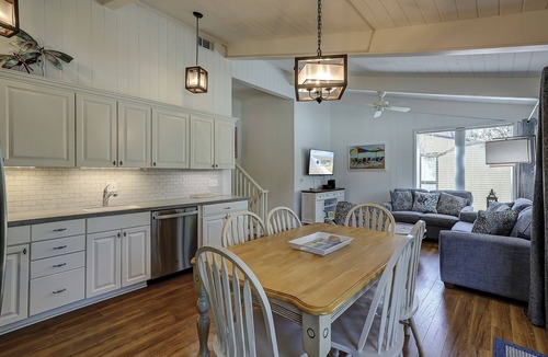 Hilton Head Island Villa | 3 bed/3 bath multi-level villa on South Forest Beach, steps from the ocean