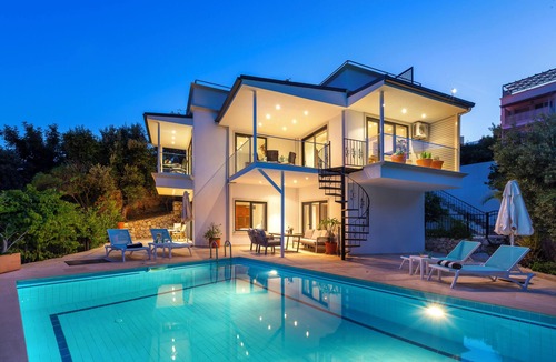 Kalkan Villa | 3 Bed/3 Bath Villa, Private Pool, Roof Top BBQ, 10 min walk to Old Town/Harbour