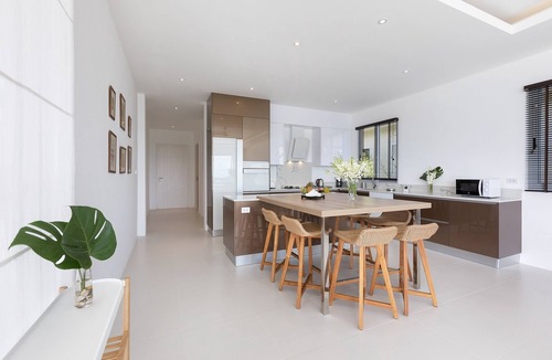 Moo 5 Villa | 3 BED/4 BATH SINGLE-LEVEL BEACHSIDE, SEE- and MOUNTAIN VIEWS VILLA 'BB2'