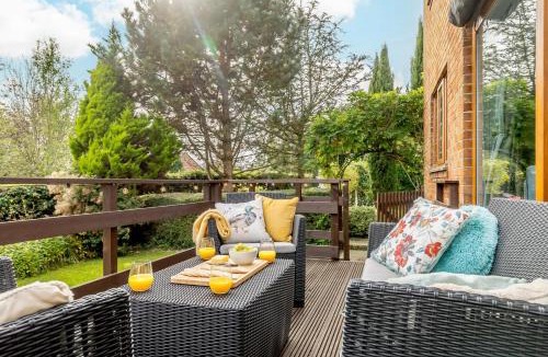 Ashbourne House | 3 Bed in Ashbourne oc-e27970