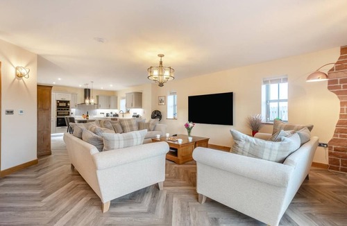 Wing Other | 3 Bed in Brampton (oc-p34636)