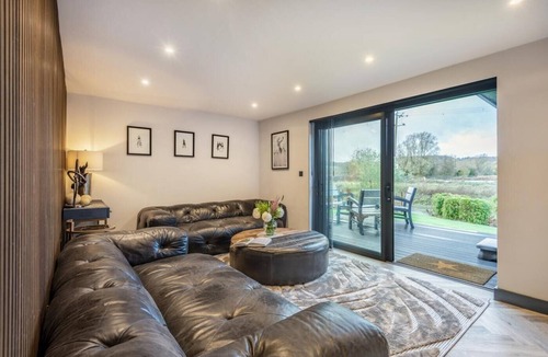 Thannington House | 3 Bed in Canterbury (oc-r34439)