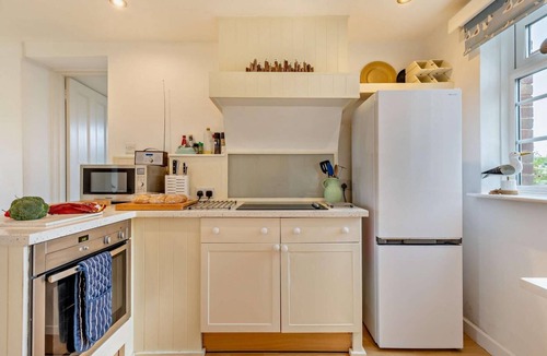 Deepdale Cottage | 3 Bed in Docking (oc-g29874)