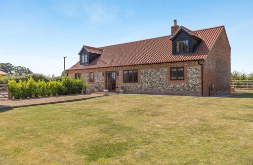 Repps with Bastwick House | 3 Bed in Great Yarmouth oc-94054