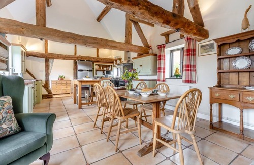 Cosford Cottage | 3 Bed in Tong (oc-t30724)