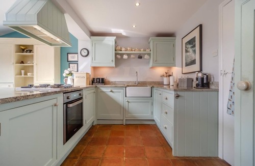 Westleton Cottage | 3 Bed in Westleton, Saxmundham (oc-est)