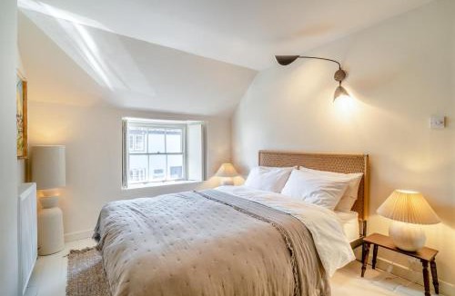 Winfrith Newburgh House | 3 Bed in Winfrith Newburgh oc-w33007