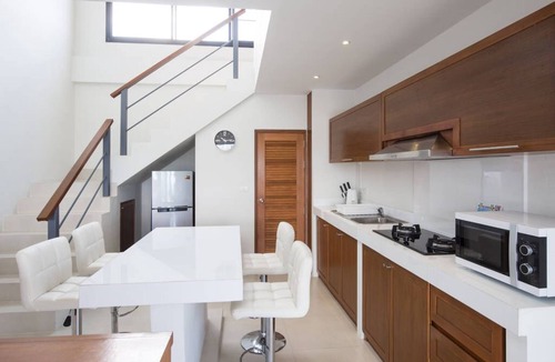 Moo 5 Villa | 3 Bed Seaview Villa 5 mins to beach (A1)