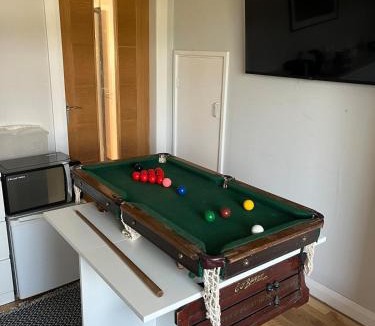 South Queensferry House | 3 bed self contained part house in Queensferry, Edinburgh