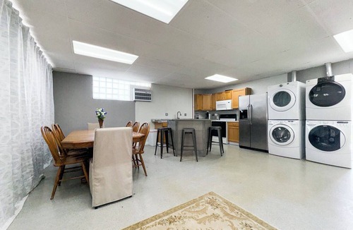 Anchor Bay Harbor Apartment | 3 bedroom, 1.5 bath Ranch Style Unit, Ground Floor, Sleeps 8, Boat Launch