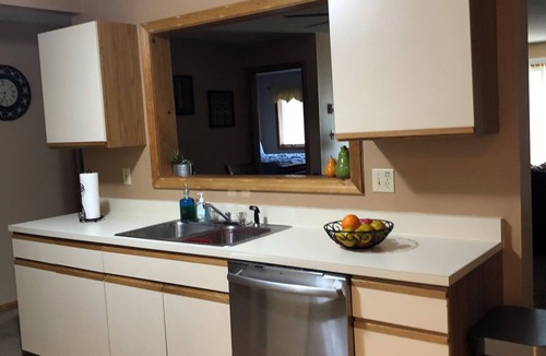 North Conway Condo | 3 Bedroom 2 bath Condo in N. Conway, In a quiet, family friendly neighborhood.