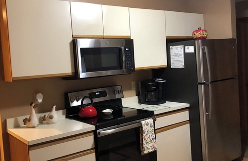 North Conway Condo | 3 Bedroom 2 bath Condo in N. Conway, In a quiet, family friendly neighborhood.
