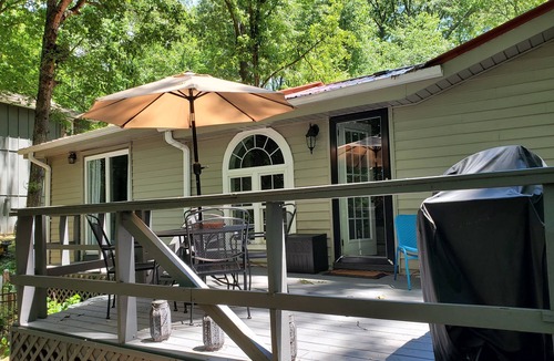 Oakwood House | 3 Bedroom 2 Bath House near Lake Lanier - Gainesville/Oakwood