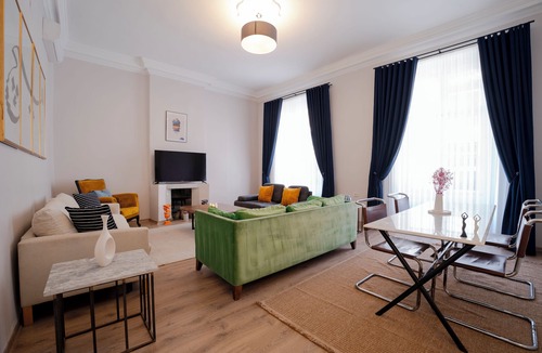 Taksim Apartment | 3-Bedroom, 2-Bathroom with High Ceilings, Spacious Layout and No Stairs