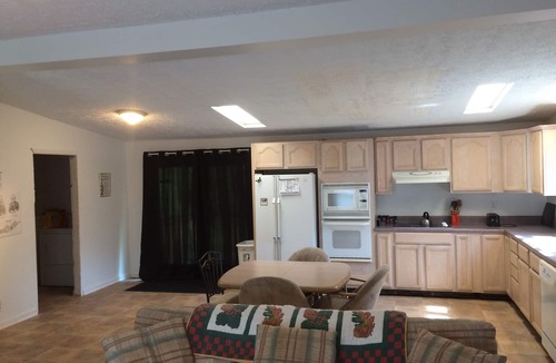 Matewan House | 3 bedroom, 3 bath home in Matewan, WV. 1 mile from the Devil Anse trailhead.