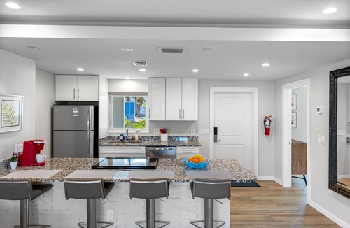 Nokomis House | 3 Bedroom/3 Bath Townhouse - Unit 2