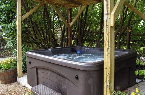 Sittingbourne Cottage | 3 bedroom accommodation in Norton, near Faversham
