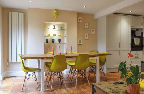 Northampton Cottage | 3 bedroom accommodation in Kingsthorpe, near Northampton