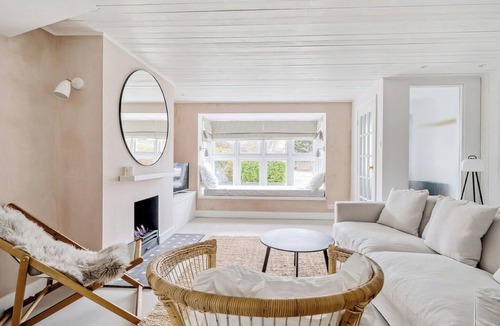 West Wittering Cottage | 3 bedroom accommodation in West Wittering, near Chichester