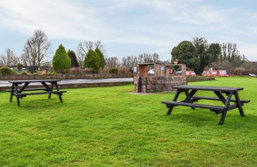 Tewitfield Cottage | 3 bedroom accommodation in Carnforth