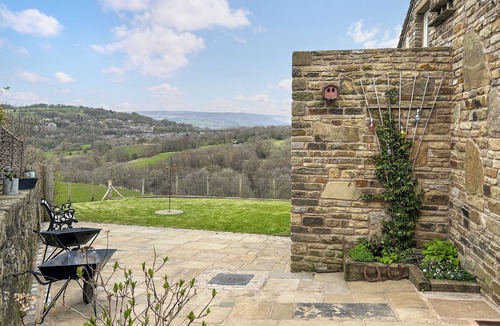 Hollingworth Cottage | 3 bedroom accommodation in Chisworth