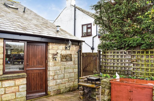 Ormskirk Cottage | 3 bedroom accommodation in Lathom, near Southport