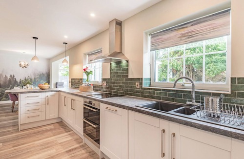 Llanerfyl Cottage | 3 bedroom accommodation in Llanerfyl, near Welshpool