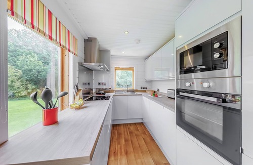 Menai Bridge Ski Chalet | 3 bedroom accommodation in Anglesey
