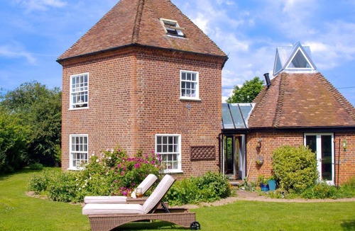Westmarsh Cottage | 3 bedroom accommodation in Staple, near Wingham