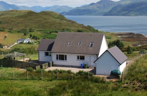 Breakish Cottage | 3 bedroom accommodation in Camuscross, Isle Ornsay, Isle of Skye