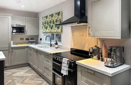Cannock Cottage | 3 bedroom accommodation in Brereton, Cannock Chase
