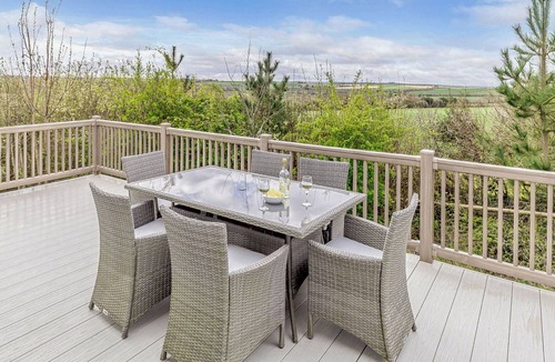 White Cross Ski Chalet | 3 bedroom accommodation in Newquay