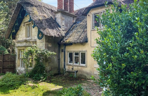 West Knoyle Cottage | 3 bedroom accommodation in Tisbury