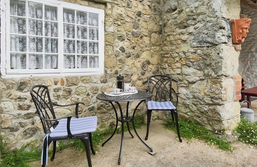 Niton Cottage | 3 bedroom accommodation in Niton, near Ventnor