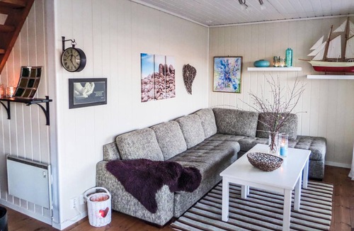 Skanevik House | 3 bedroom accommodation in Skånevik