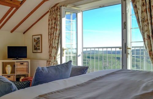 Bridgend Cottage | 3 bedroom accommodation in Llangeinor, near Bridgend