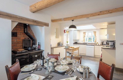 Kingswood Cottage | 3 bedroom accommodation in Forden