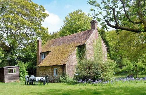 Liphook Cottage | 3 bedroom accommodation in Passfield Common, near Liphook