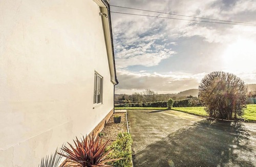 Trevor Cottage | 3 bedroom accommodation in Trevor