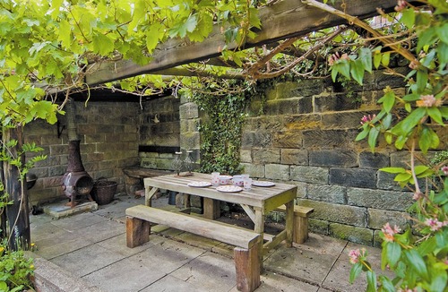 West Cliff Cottage | 3 bedroom accommodation in Whitby