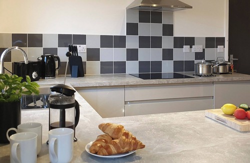 Elgin Cottage | 3 bedroom accommodation in Lhanbryde, near Elgin