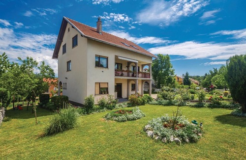 Bezjaki Apartment | 3 bedroom accommodation in Rijeka