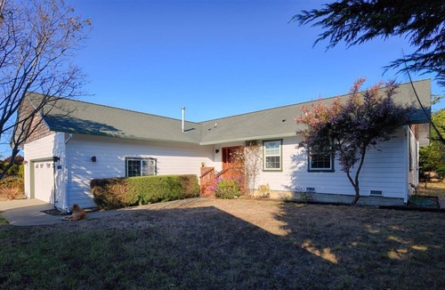 Elk House | 3 bedroom accommodation in Elk