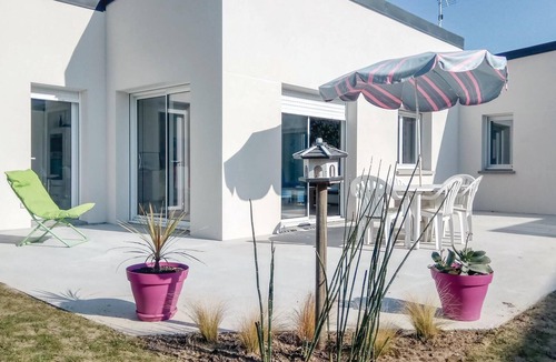 Matignon House | 3 bedroom awesome home in Matignon